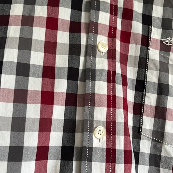 dockers checkered button down - Picture 4 of 6